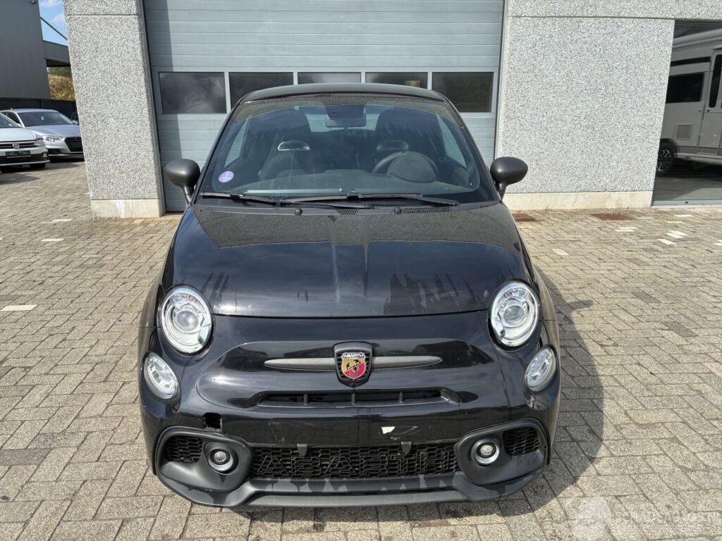 Abarth ABARTH 695 2023