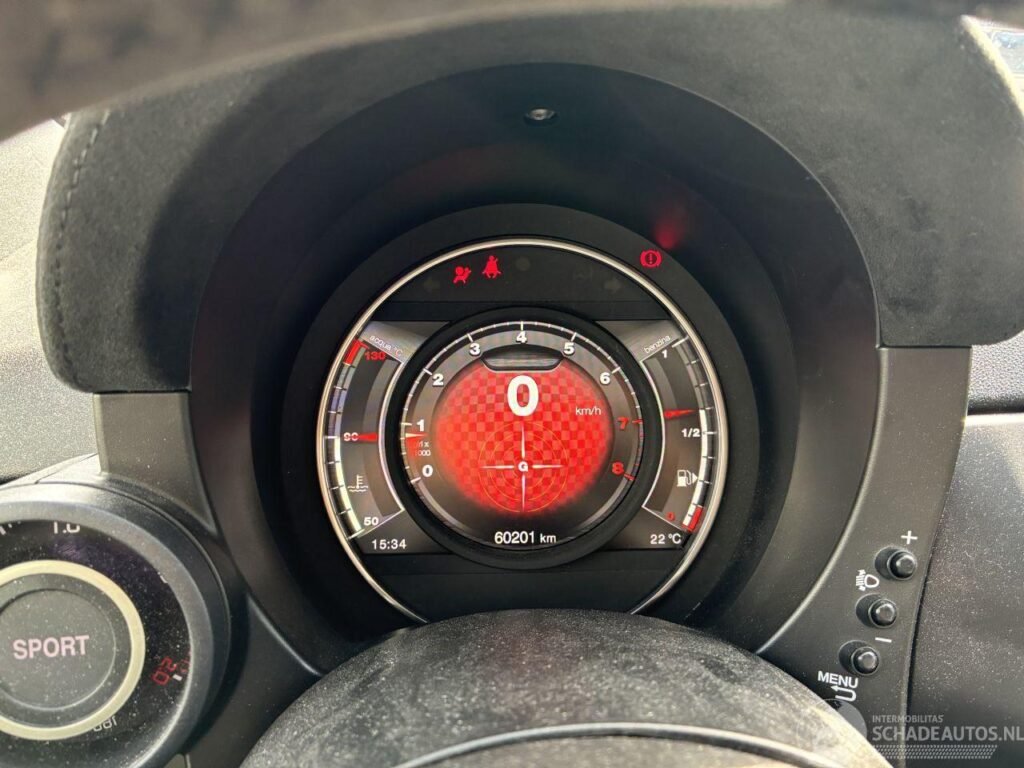Abarth ABARTH 695 2023
