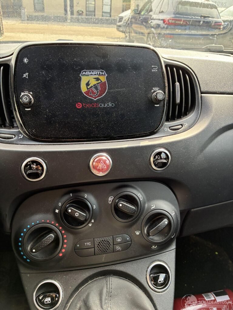 Abarth ABARTH 695 2023